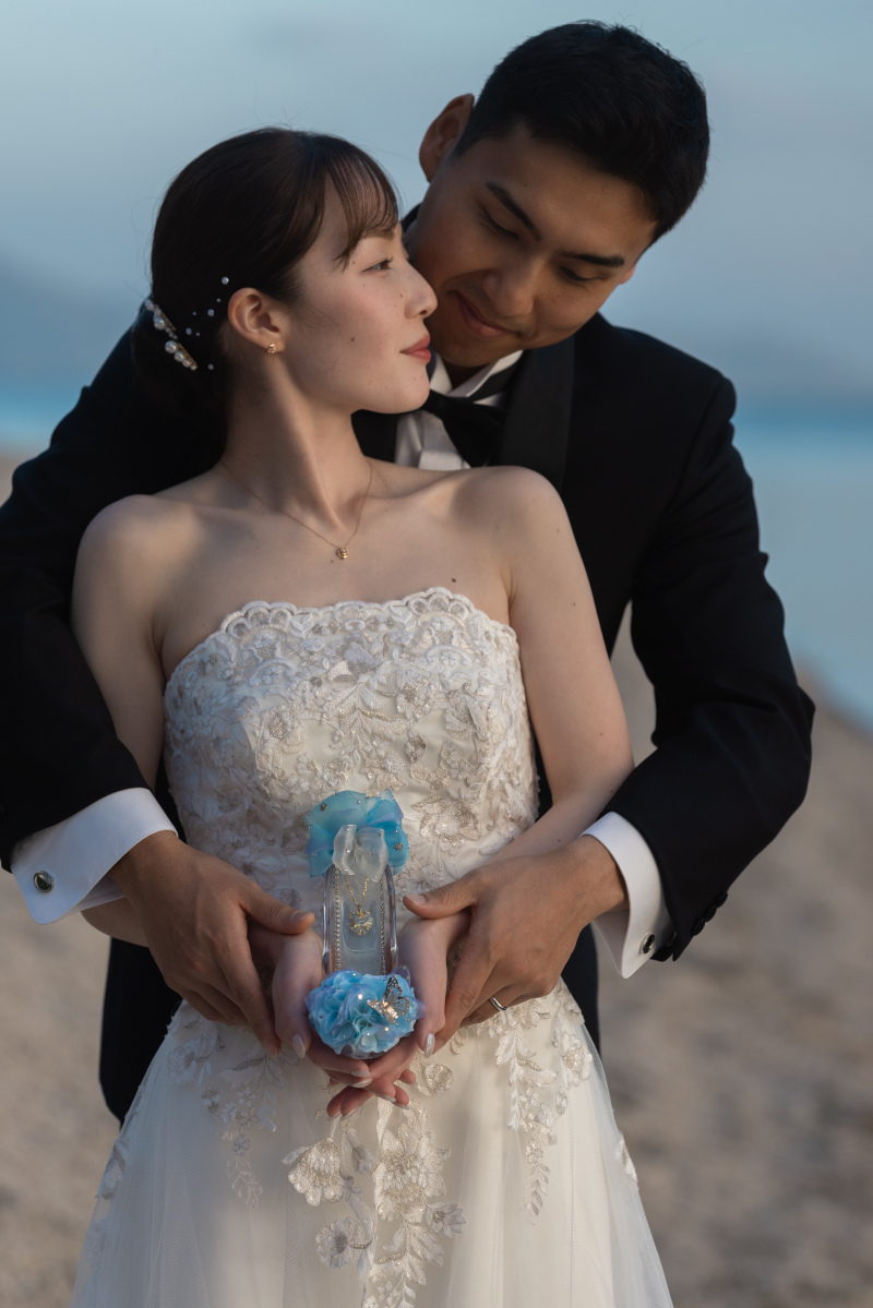 絵になる二人とガラスの靴。