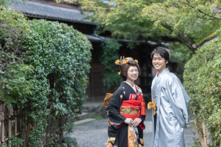 本格和装黒引き振袖で後撮りのお二人★