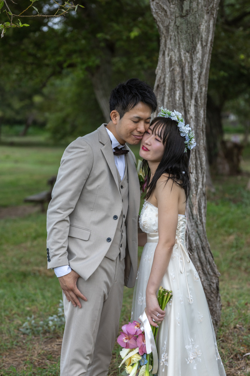 花冠とチークチークがほほえましい。