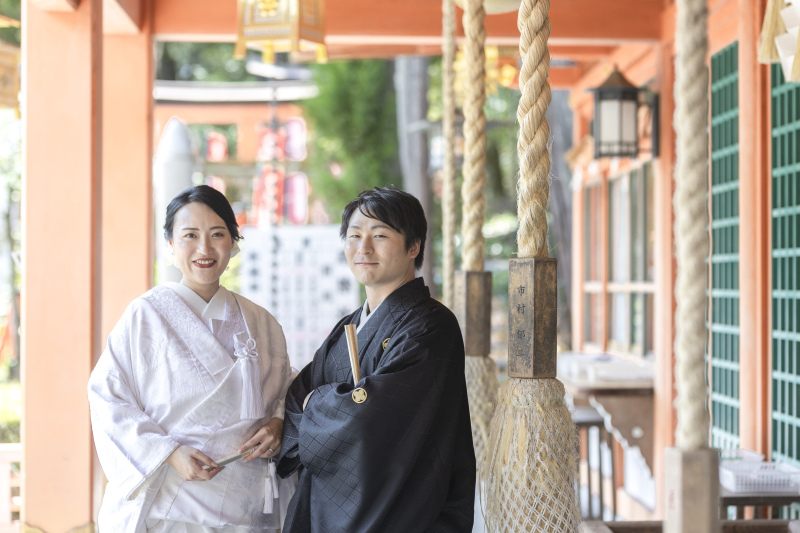 本殿軒の下は少しりりしく★