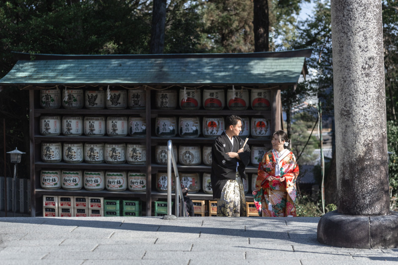 新郎様に光をあてて、自然体なお二人を撮影。