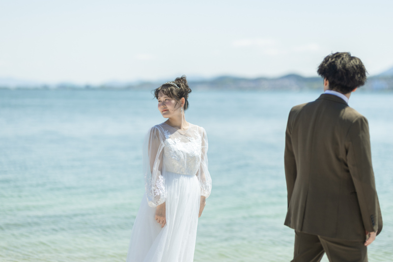 視線を外すのも素敵なカットになります★