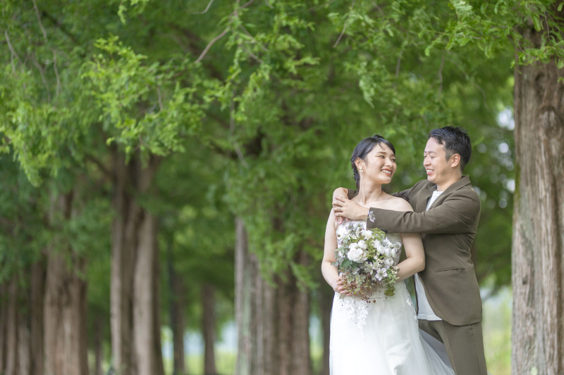 少しぎこちないバックハグこそ★
