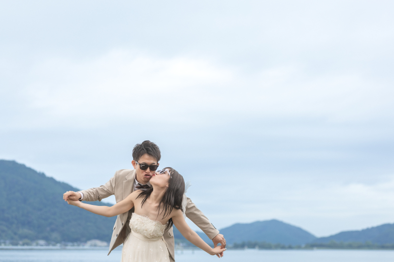 サングラスでおちゃめなカット。