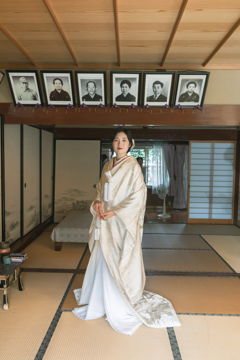 おろしのカットはご親族に見守られて。