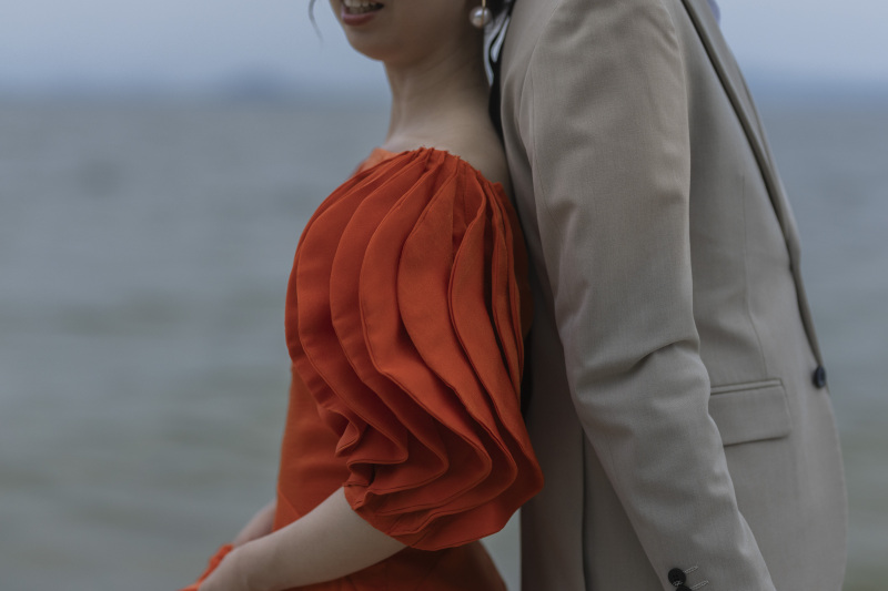 ムードある切り取りカットもふんだんに。