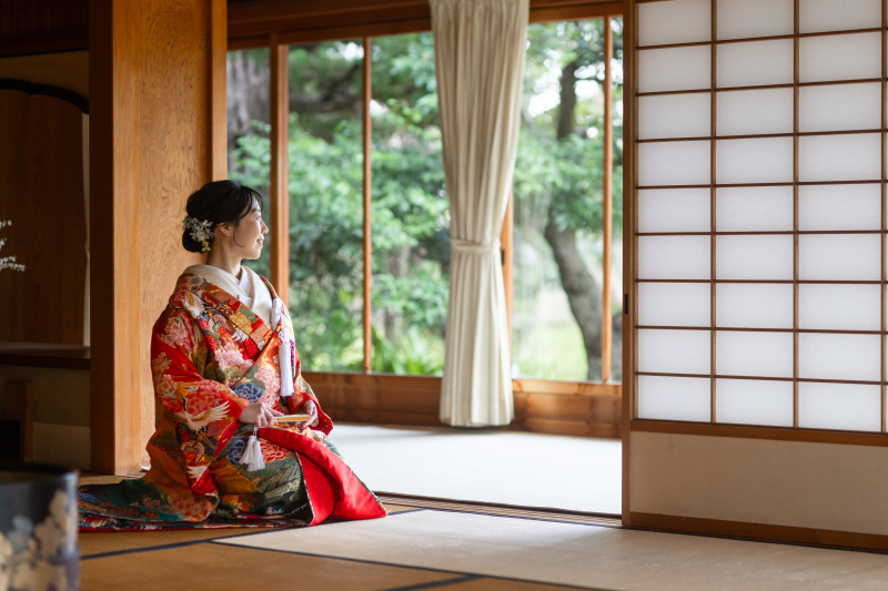 花嫁様のお正座は。