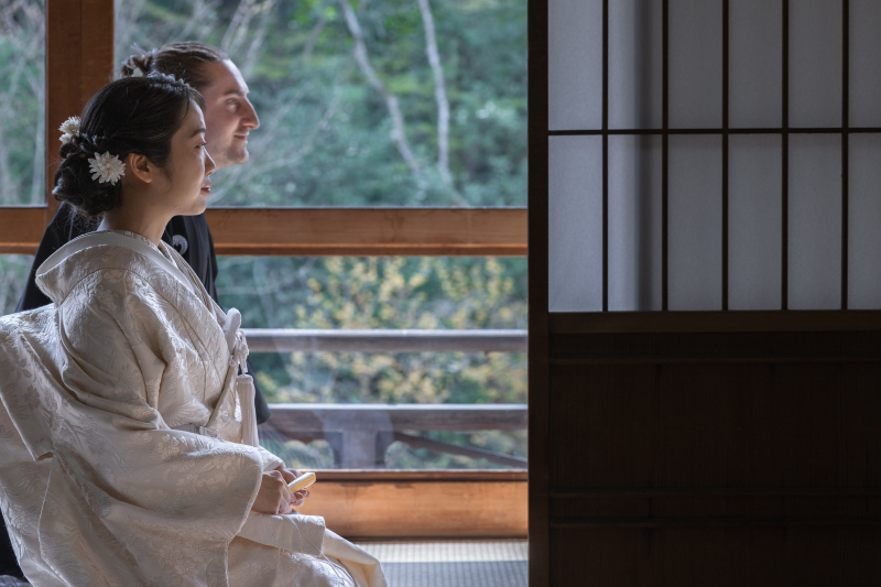 お二人でお正座