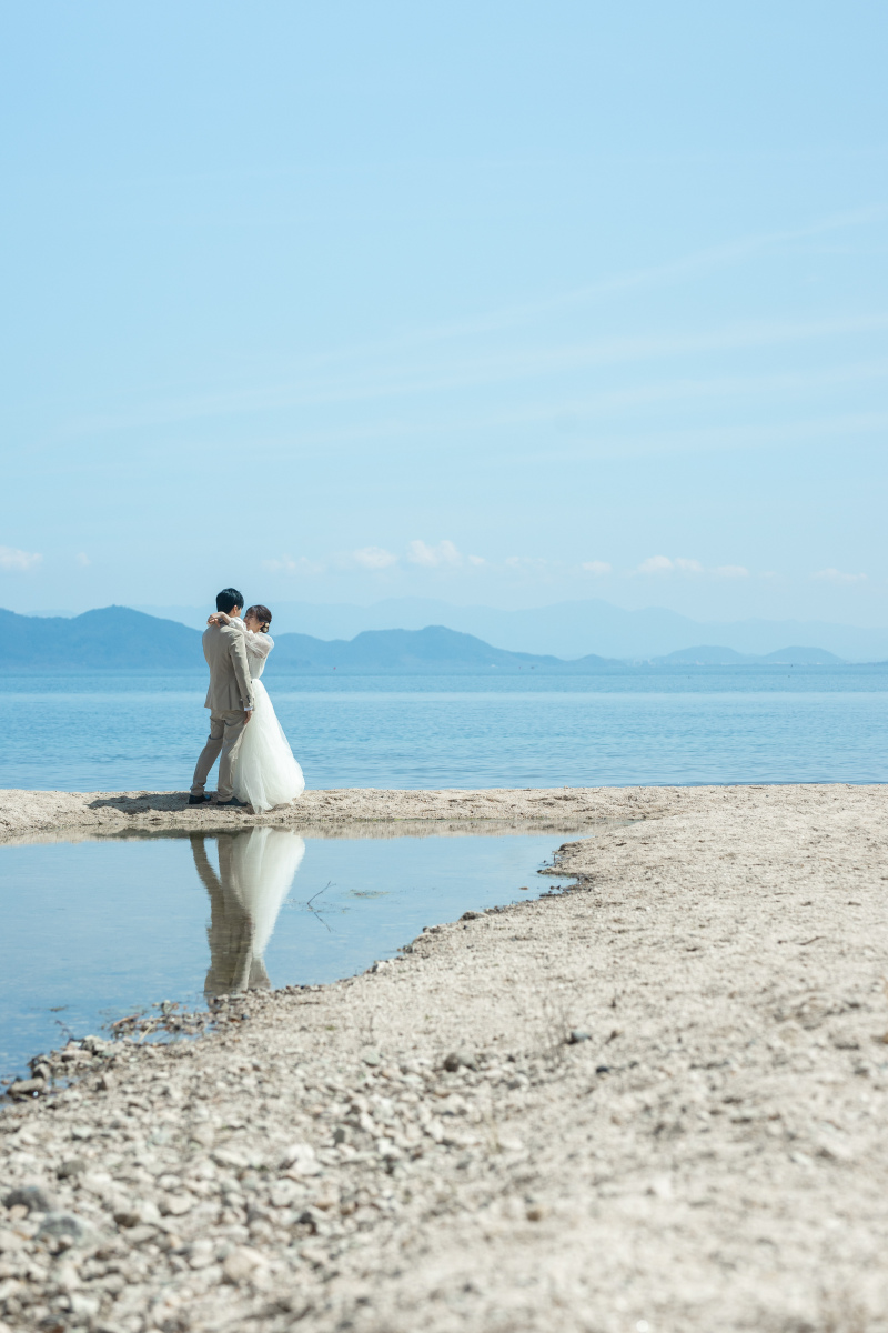 徹頭徹尾の青。