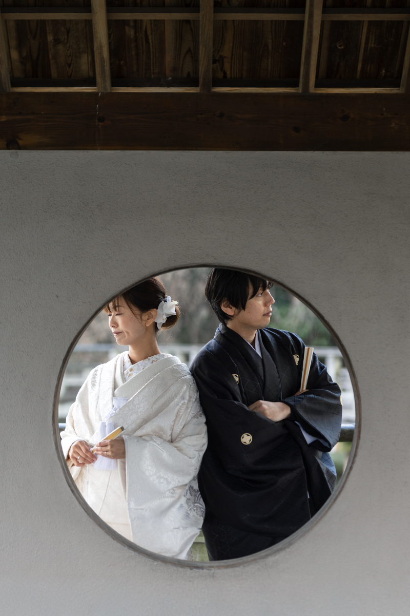 久しぶりの丸窓。