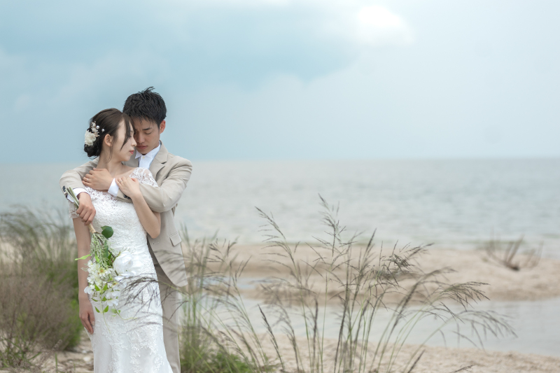 琵琶湖は毎日違う色。違う光なので、同じスポットで撮影しても全く違う写真になります。そして皆様透明度に感動していただける自慢のエリアです。