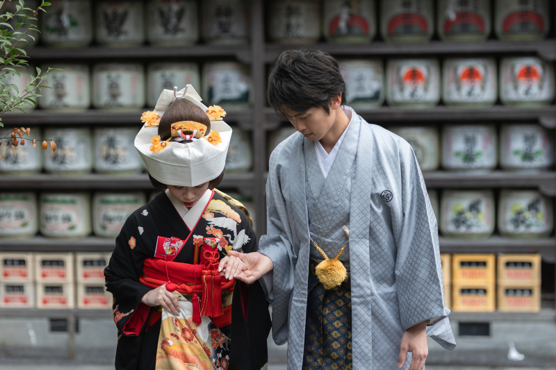 【京都or滋賀和装】《引き振袖プラン》白無垢色打掛にはない新鮮さ。歩きやすく様々なポージングも可能。お鬘利用で本格撮影も★