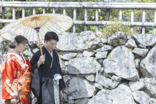 9月中のお申込みで早期割引【滋賀和装洋装】紅葉美しい西教寺or日吉大社＆比叡山坂本で和装ロケの後琵琶湖西部でロケ。スタジオ撮影付