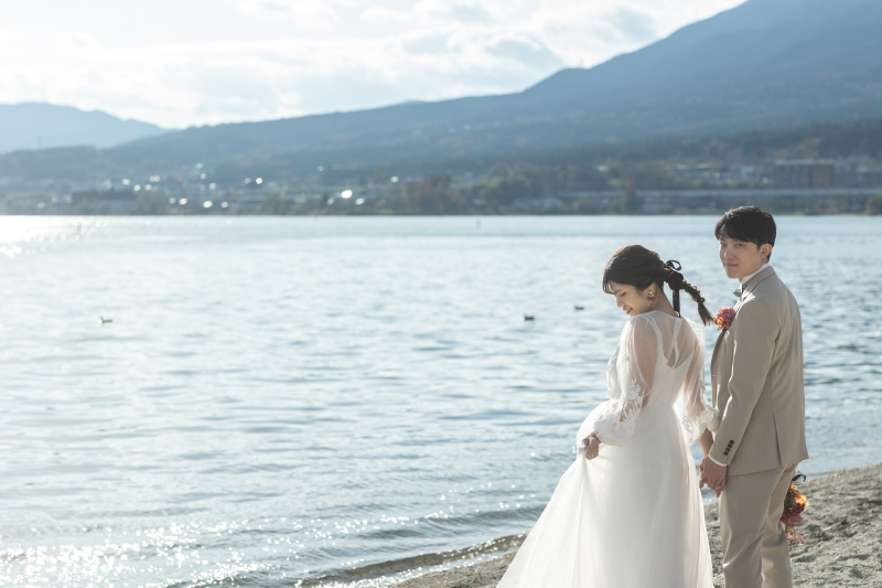 【琵琶湖ロケプラン】《洋装1点》300カット保証半日完結も可能★|暑さも落ち着いてよい季節。夕方撮影もOK。前撮りに◎