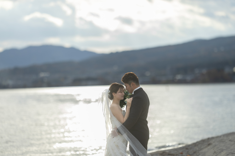 追加料金ナシ!【琵琶湖ロケーションプラン】《洋装1点》最短納品1週間★300カット保証|ハイシーズンもアップ料金なしでご案内★