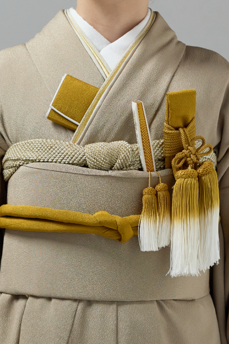 掛下コーディネート茶色　重衿ベージュ金2