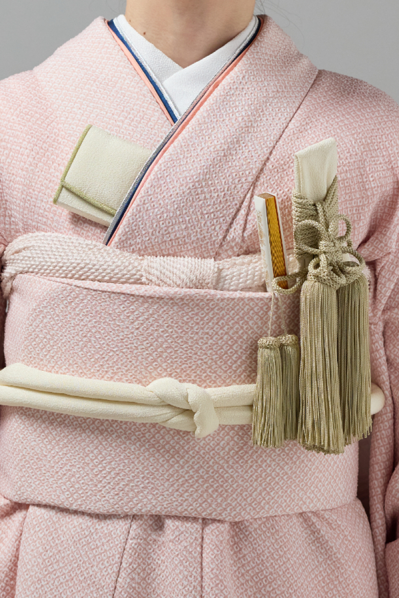 掛下コーディネート薄赤　重衿紺銀2