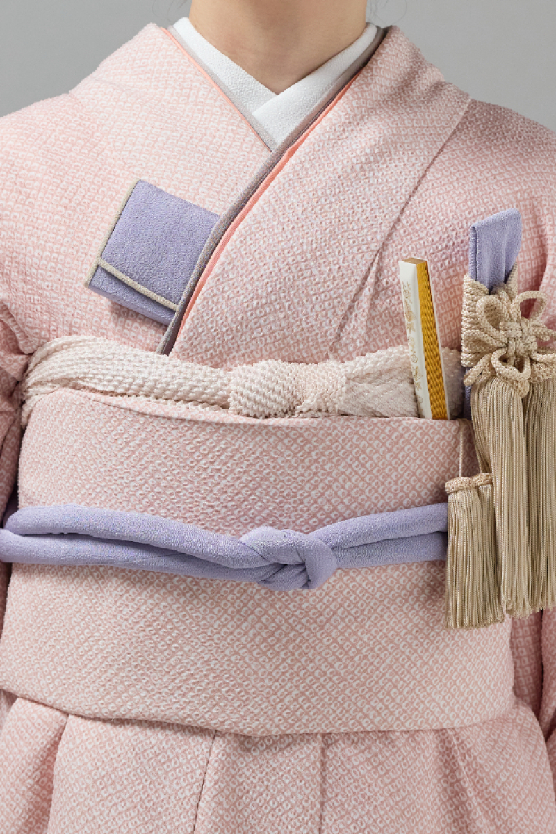 掛下コーディネート薄赤　重衿モカグレー2