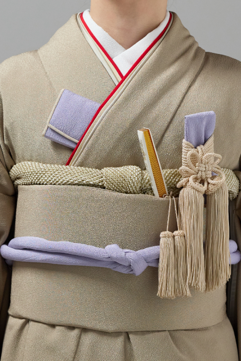 掛下コーディネート茶色　重衿赤ベージュ1