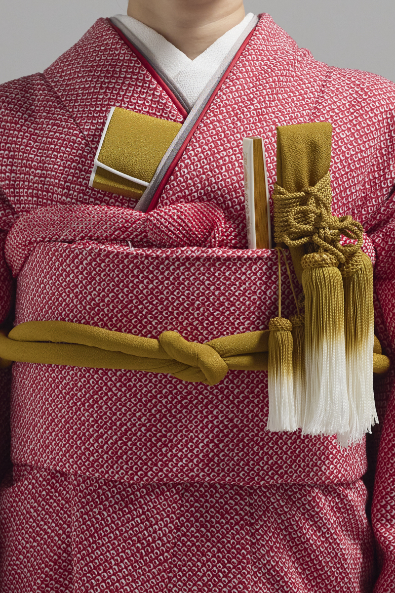 掛下コーディネート赤　重衿モカグレー1