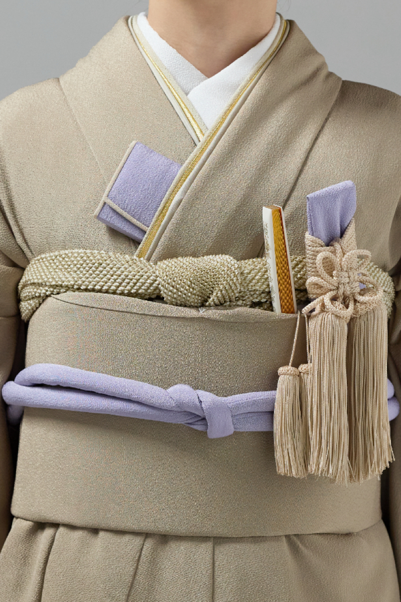 掛下コーディネート茶色　重衿ベージュ金1