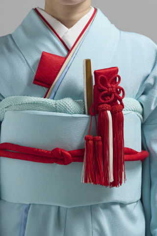 掛下コーディネート水色　重衿赤ベージュ2