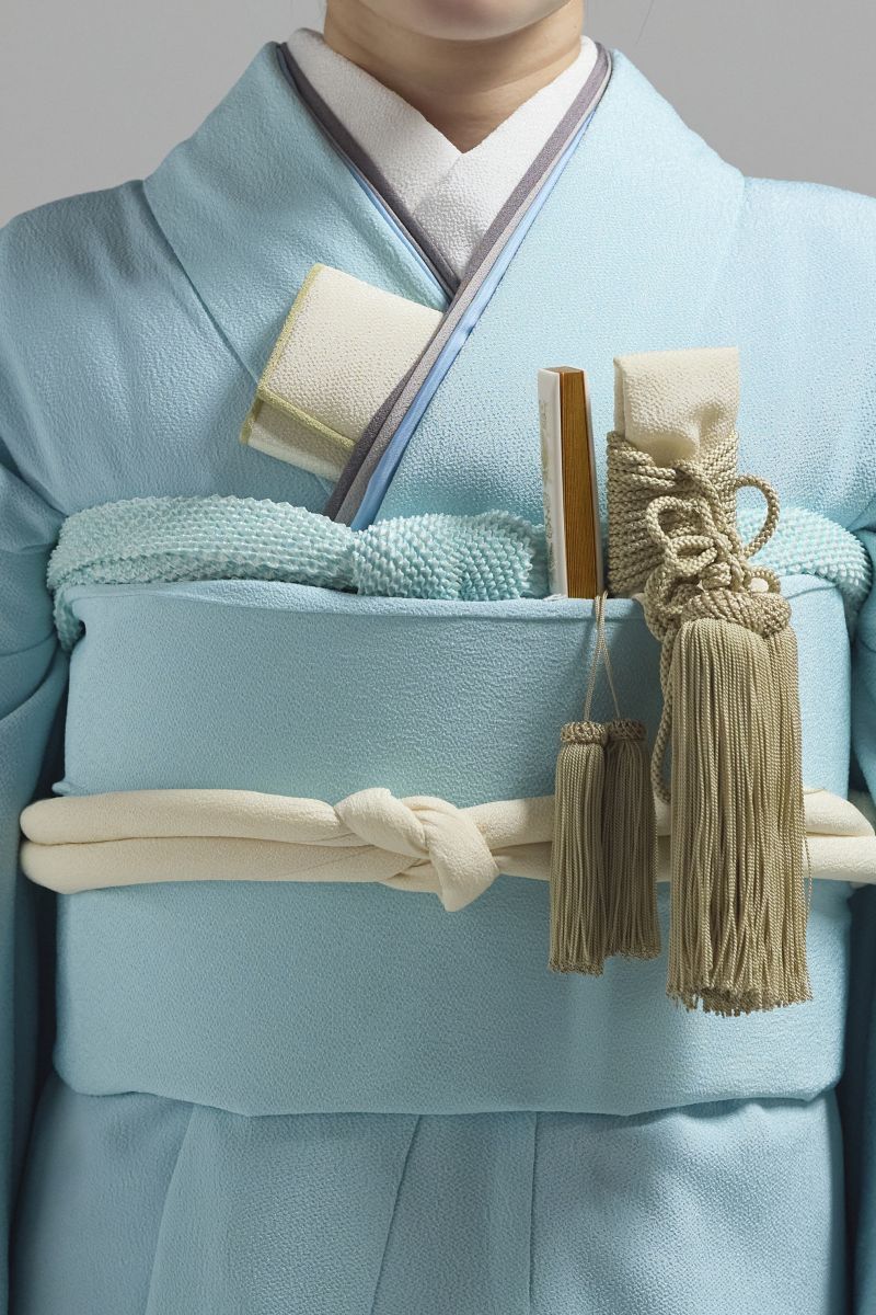 掛下コーディネート水色　重衿モカグレー2