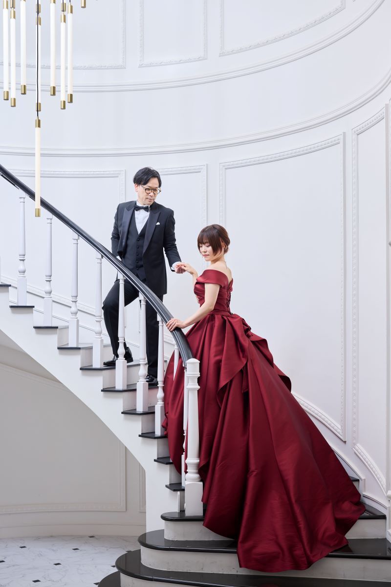 カラードレスで雰囲気を変えて