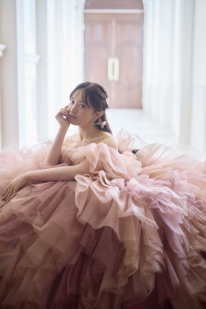 ドレスチェンジでかわる大人可愛い