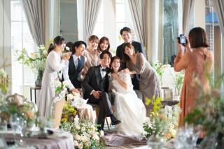 参列者ヘアブロー