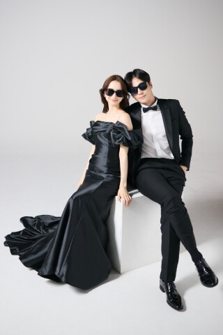 Studio Merlin_【スタジオ内：ドレス撮影】自然光と多くの背景が魅力的