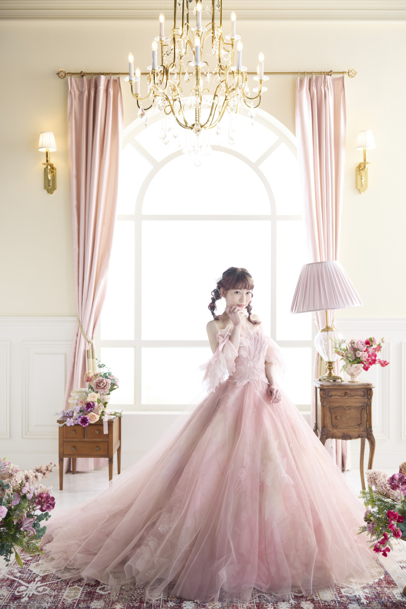 お1人ドレス全身カットはぜひお申し付けください!
