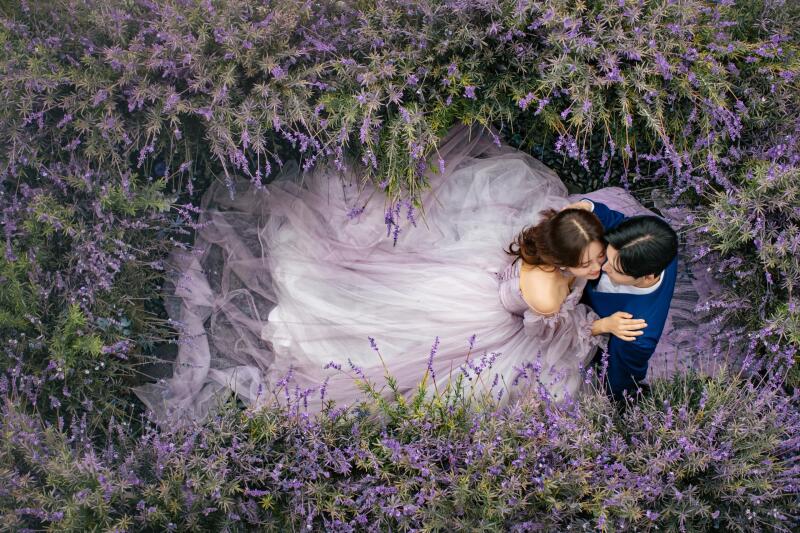 【26年1月末迄の撮影限定】韓国レタッチ付※洋装2点ヘアメイク/データ70カット＆アルバム10P・スタジオ･チャペル撮影付