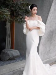 マーメイドサテンドレス白