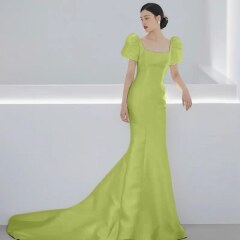 フレッシュグリーンサテンマーメイドドレス