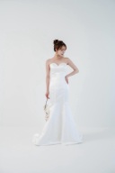 ウェディングドレス