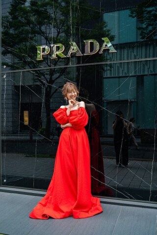 Lサイズ高級タフタ赤オフショルダードレス