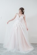 ウェディングドレス