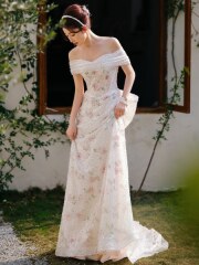 花柄付きキラキラドレス