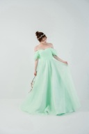 ナチュラルグリーンドレス