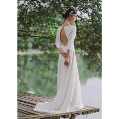 シンプルドレス:袖付き背中空きスレンダードレス