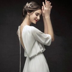 シンプル袖付きドレス