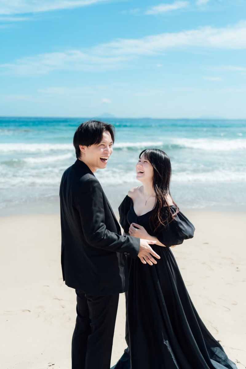 飾りすぎない自然な表情も!