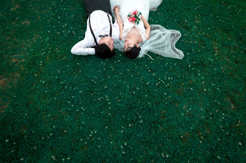 リラックス感まるごと残す、ウェディングフォト