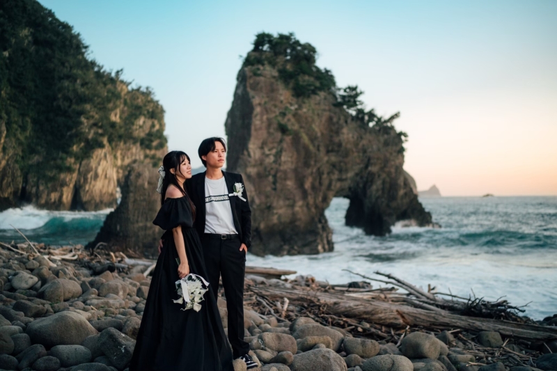 壮大な岩場で海外感のあるカット