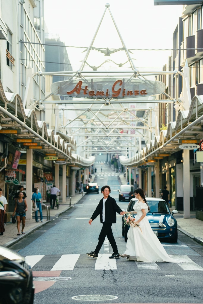 横断歩道を渡るだけでも絵になっちゃいます♪