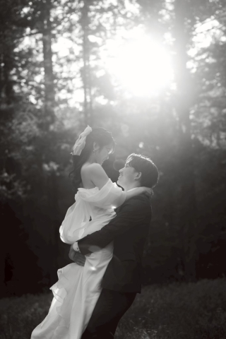 モノクロームとウェディングフォト