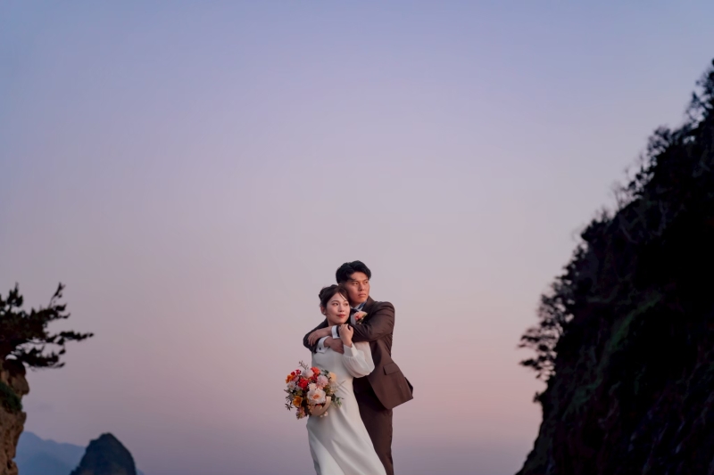 ふたり寄り添って