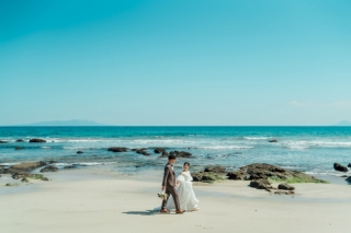 伊豆の海とウェディングフォト