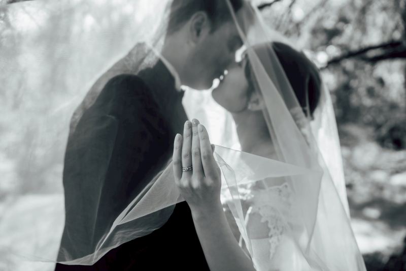 モノクロで残す始まりの日